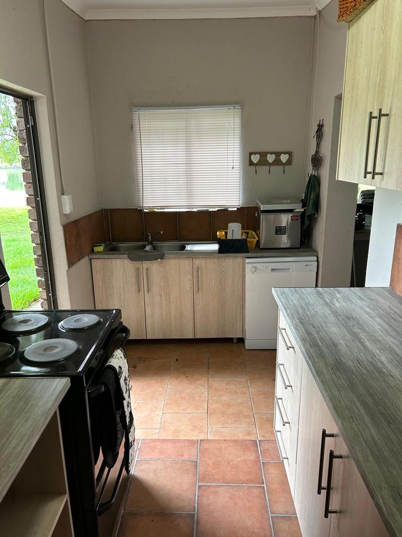 4 Bedroom Property for Sale in Douglas Rural Northern Cape